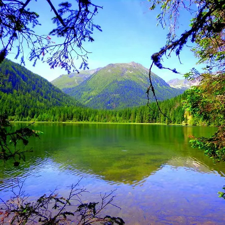Zum Wasserfall *