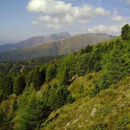 Zum Wasserfall Daire *