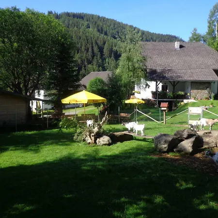 Zum Wasserfall Apartmán